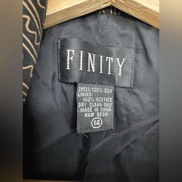 Finity 100% silk women’s vintage classic STRIPED VEST size 14 BLACK trend 2025 - Picture 3 of 12